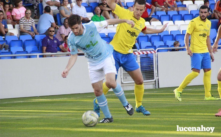 Galería: El Ciudad de Lucena se estrena en División de Honor con victoria frente al Conil C.F. (1-0)