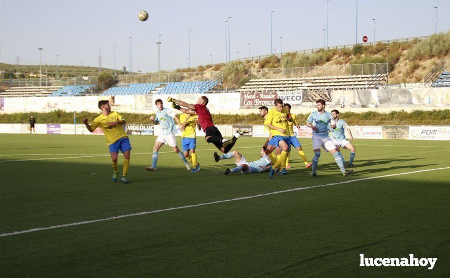 Galería: El Ciudad de Lucena se estrena en División de Honor con victoria frente al Conil C.F. (1-0)