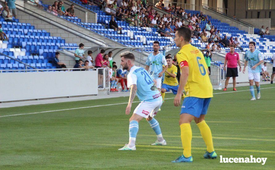 Galería: El Ciudad de Lucena se estrena en División de Honor con victoria frente al Conil C.F. (1-0)