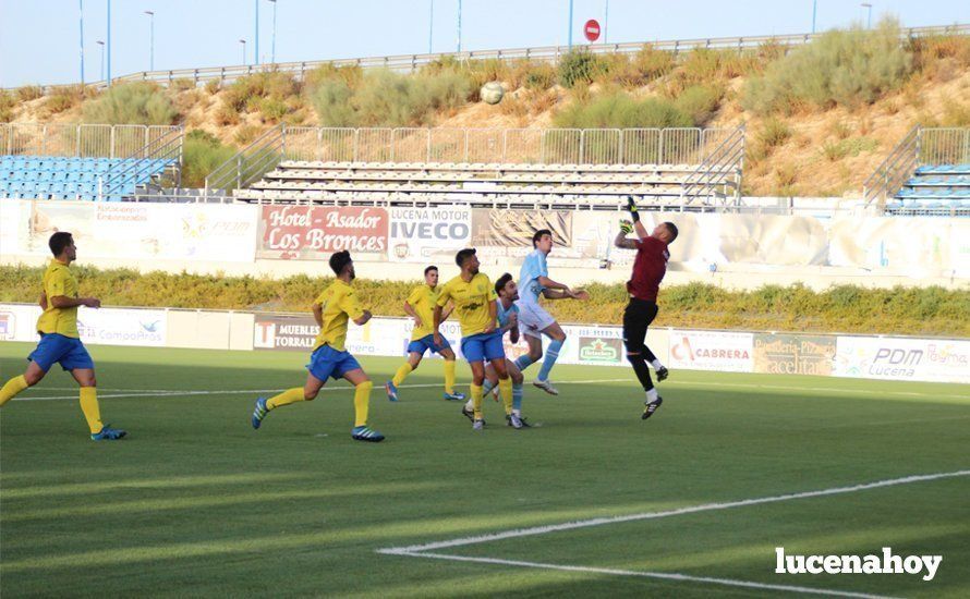 Galería: El Ciudad de Lucena se estrena en División de Honor con victoria frente al Conil C.F. (1-0)