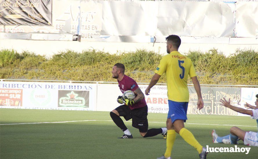 Galería: El Ciudad de Lucena se estrena en División de Honor con victoria frente al Conil C.F. (1-0)