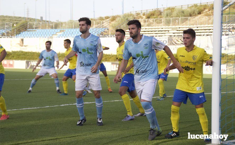 Galería: El Ciudad de Lucena se estrena en División de Honor con victoria frente al Conil C.F. (1-0)