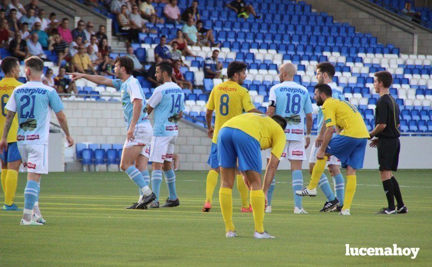 Galería: El Ciudad de Lucena se estrena en División de Honor con victoria frente al Conil C.F. (1-0) Galería: El Ciudad de Lucena se estrena en División de Honor con victoria frente al Conil C.F. (1-0)