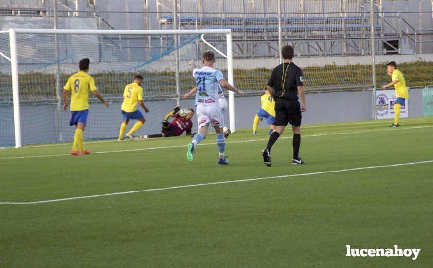 Galería: El Ciudad de Lucena se estrena en División de Honor con victoria frente al Conil C.F. (1-0) Galería: El Ciudad de Lucena se estrena en División de Honor con victoria frente al Conil C.F. (1-0)
