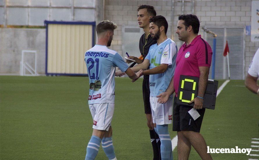 Galería: El Ciudad de Lucena se estrena en División de Honor con victoria frente al Conil C.F. (1-0)