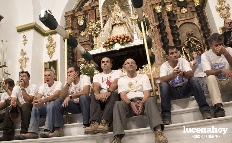 Galería: Cabra: Miles de personas acompañan a la Virgen de la Sierra en la 'Bajá' más calurosa de los últimos años