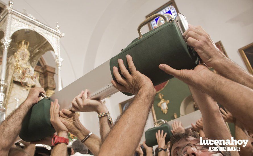 Galería: Cabra: Miles de personas acompañan a la Virgen de la Sierra en la 'Bajá' más calurosa de los últimos años