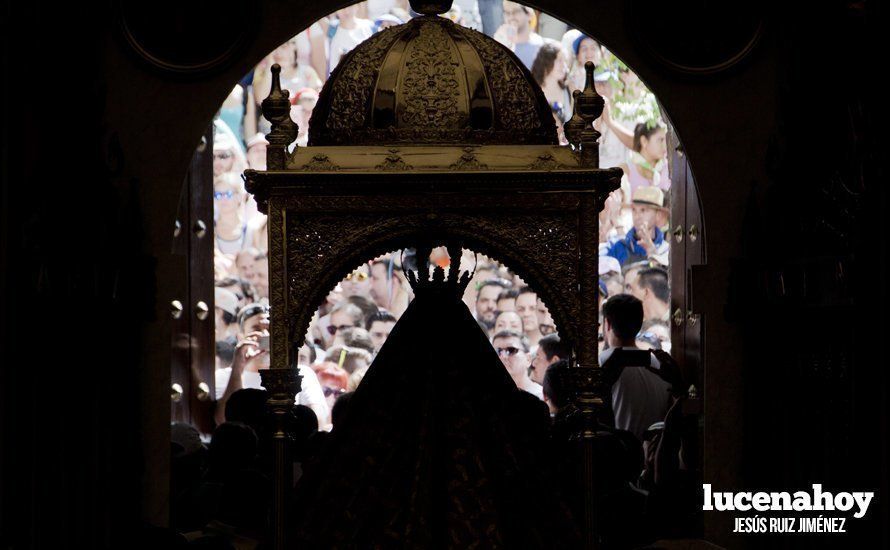 Galería: Cabra: Miles de personas acompañan a la Virgen de la Sierra en la 'Bajá' más calurosa de los últimos años