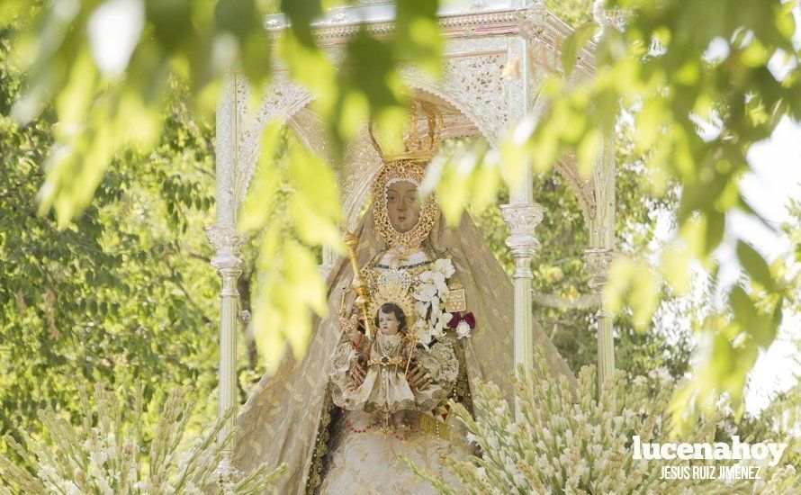 Galería: Cabra: Miles de personas acompañan a la Virgen de la Sierra en la 'Bajá' más calurosa de los últimos años