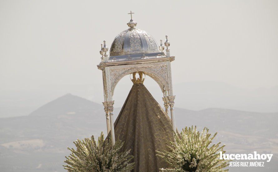 Galería: Cabra: Miles de personas acompañan a la Virgen de la Sierra en la 'Bajá' más calurosa de los últimos años Galería: Cabra: Miles de personas acompañan a la Virgen de la Sierra en la 'Bajá' más calurosa de los últimos años