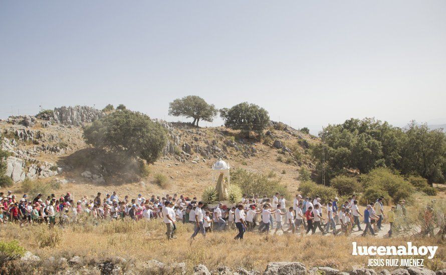Galería: Cabra: Miles de personas acompañan a la Virgen de la Sierra en la 'Bajá' más calurosa de los últimos años Galería: Cabra: Miles de personas acompañan a la Virgen de la Sierra en la 'Bajá' más calurosa de los últimos años