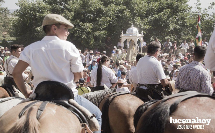 Galería: Cabra: Miles de personas acompañan a la Virgen de la Sierra en la 'Bajá' más calurosa de los últimos años