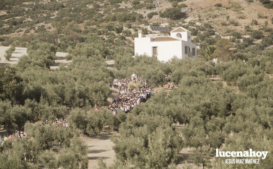 Galería: Cabra: Miles de personas acompañan a la Virgen de la Sierra en la 'Bajá' más calurosa de los últimos años