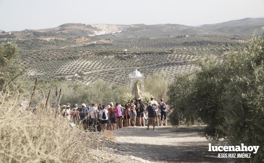 Galería: Cabra: Miles de personas acompañan a la Virgen de la Sierra en la 'Bajá' más calurosa de los últimos años