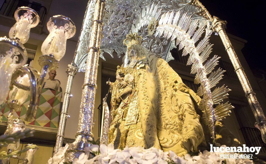 Galería: La Virgen de la Sierra inunda de devoción las calles de Cabra