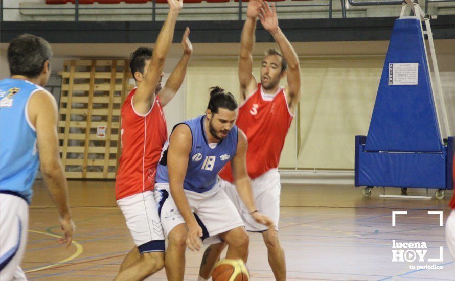 Galería: El Club Baloncesto Ciudad de Lucena obtiene su primer triunfo frente al Montilla (62-51) Galería: El Club Baloncesto Ciudad de Lucena obtiene su primer triunfo frente al Montilla (62-51)