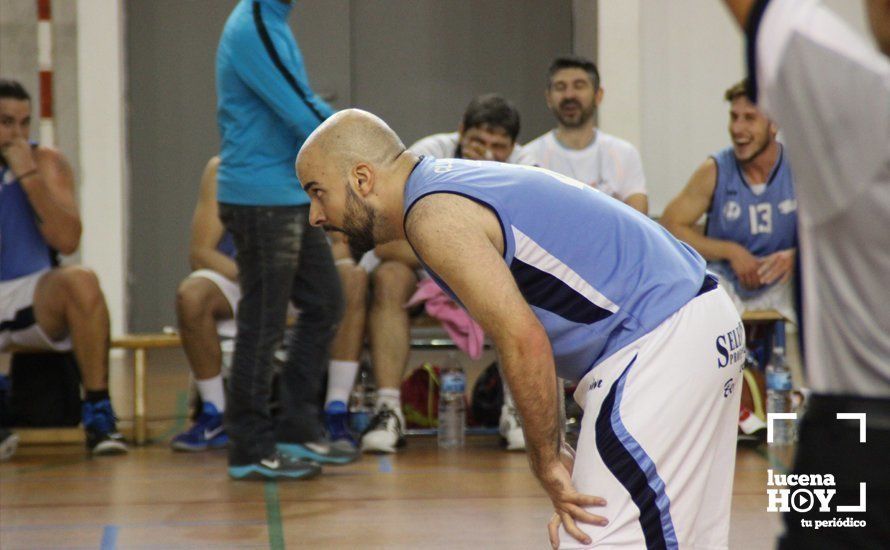 Galería: El Club Baloncesto Ciudad de Lucena obtiene su primer triunfo frente al Montilla (62-51)