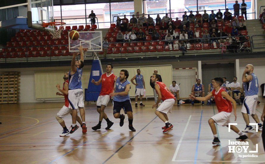 Galería: El Club Baloncesto Ciudad de Lucena obtiene su primer triunfo frente al Montilla (62-51)