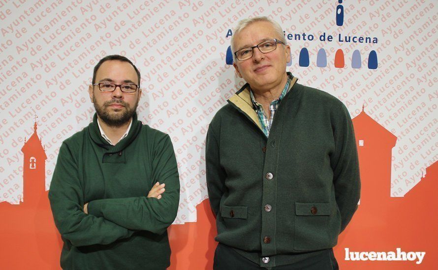  El concejal de Urbanismo, José Cantizani, junto al presidente de la Asociación de Minusválidos Frasquito Espada (AMFE), Juan de Dios Vallecillo 