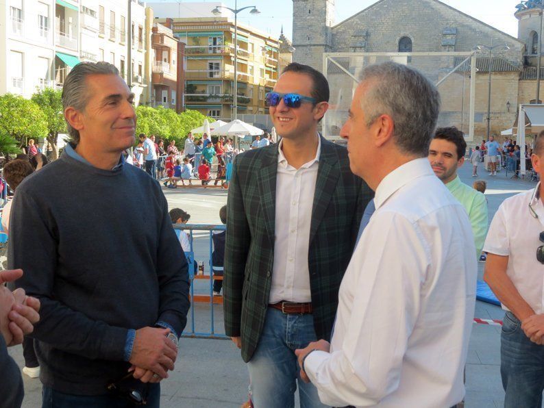 Galería: Sergio Scariolo asiste a la Olimpiada de Dibujo Solidaria y al torneo de baloncesto 3x3