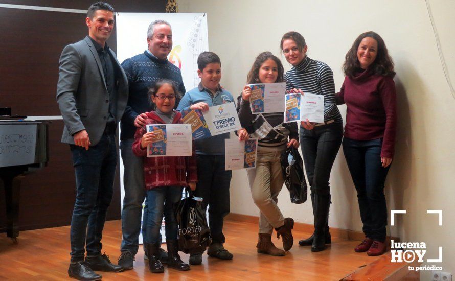  Profesores y premiados en el Concurso para la Mascota del Conservatorio. 