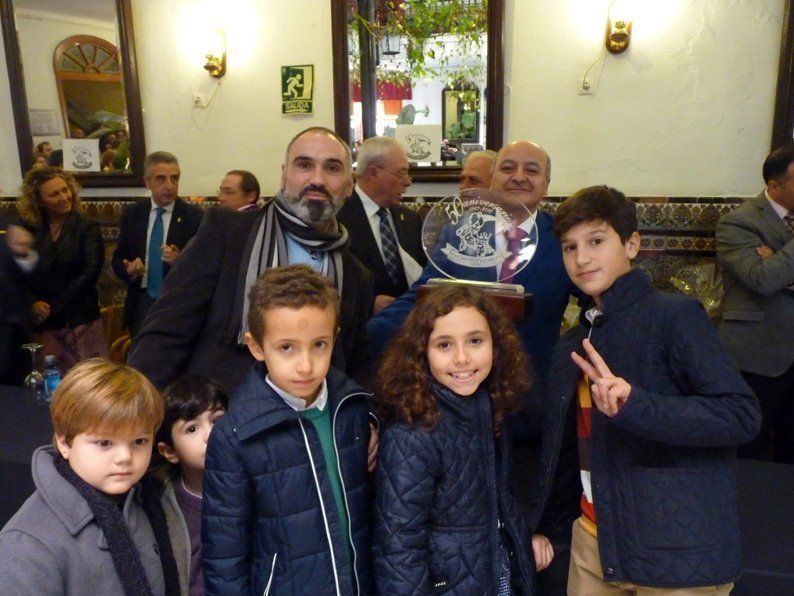 Galería: La Pecera de Dory obtiene el primer premio en el Concurso de Carrozas de la Cabalgata de la Ilusión 2017 Galería: La Pecera de Dory obtiene el primer premio en el Concurso de Carrozas de la Cabalgata de la Ilusión 2017