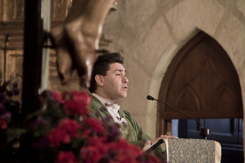  David Aguilera, vicario episcopal de la Campiña. 