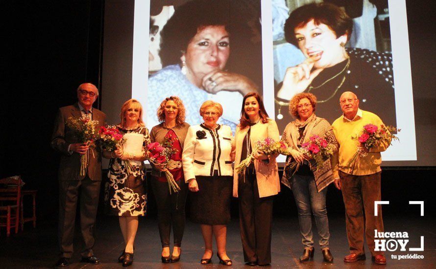  Sobrinos de las homenajeadas y demás participantes en el acto celebrado en el Palacio Erisana. 