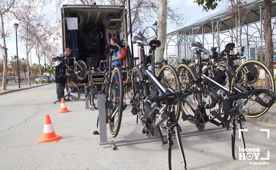 Galería: Lucena vibra al ritmo del pedaleo de los mejores del pelotón internacional: Nuestras cien mejores fotos de la crono de la Vuelta a Andalucía