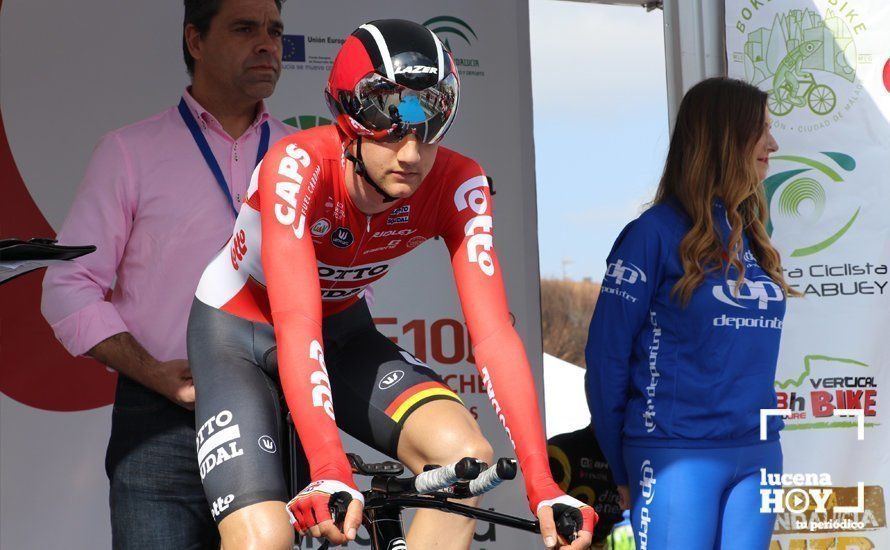 Galería: Lucena vibra al ritmo del pedaleo de los mejores del pelotón internacional: Nuestras cien mejores fotos de la crono de la Vuelta a Andalucía