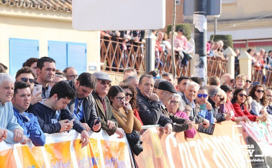 Galería: Lucena vibra al ritmo del pedaleo de los mejores del pelotón internacional: Nuestras cien mejores fotos de la crono de la Vuelta a Andalucía