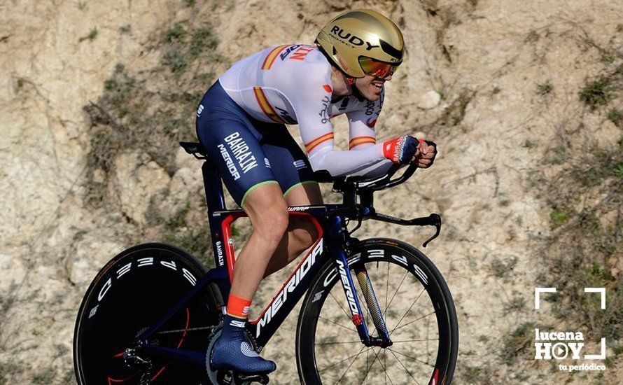 Galería: Lucena vibra al ritmo del pedaleo de los mejores del pelotón internacional: Nuestras cien mejores fotos de la crono de la Vuelta a Andalucía