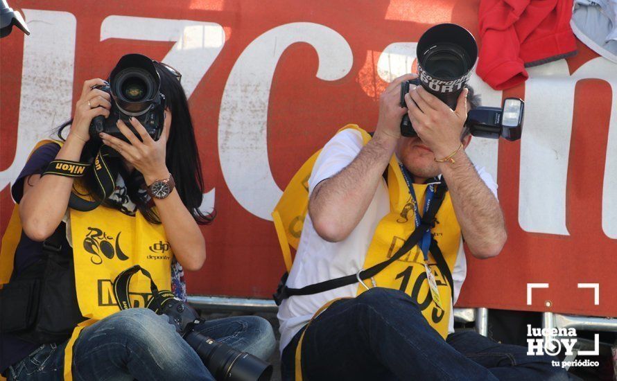 Galería: Lucena vibra al ritmo del pedaleo de los mejores del pelotón internacional: Nuestras cien mejores fotos de la crono de la Vuelta a Andalucía