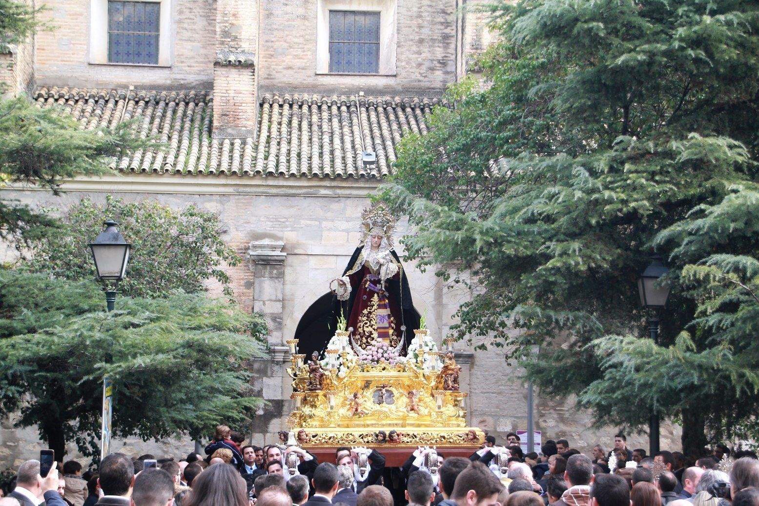 Galería: Las fotos de la procesión extraordinaria de María Stma. de la Pasión y Ánimas con motivo del XXV Aniversario de la Cofradía de Pasión