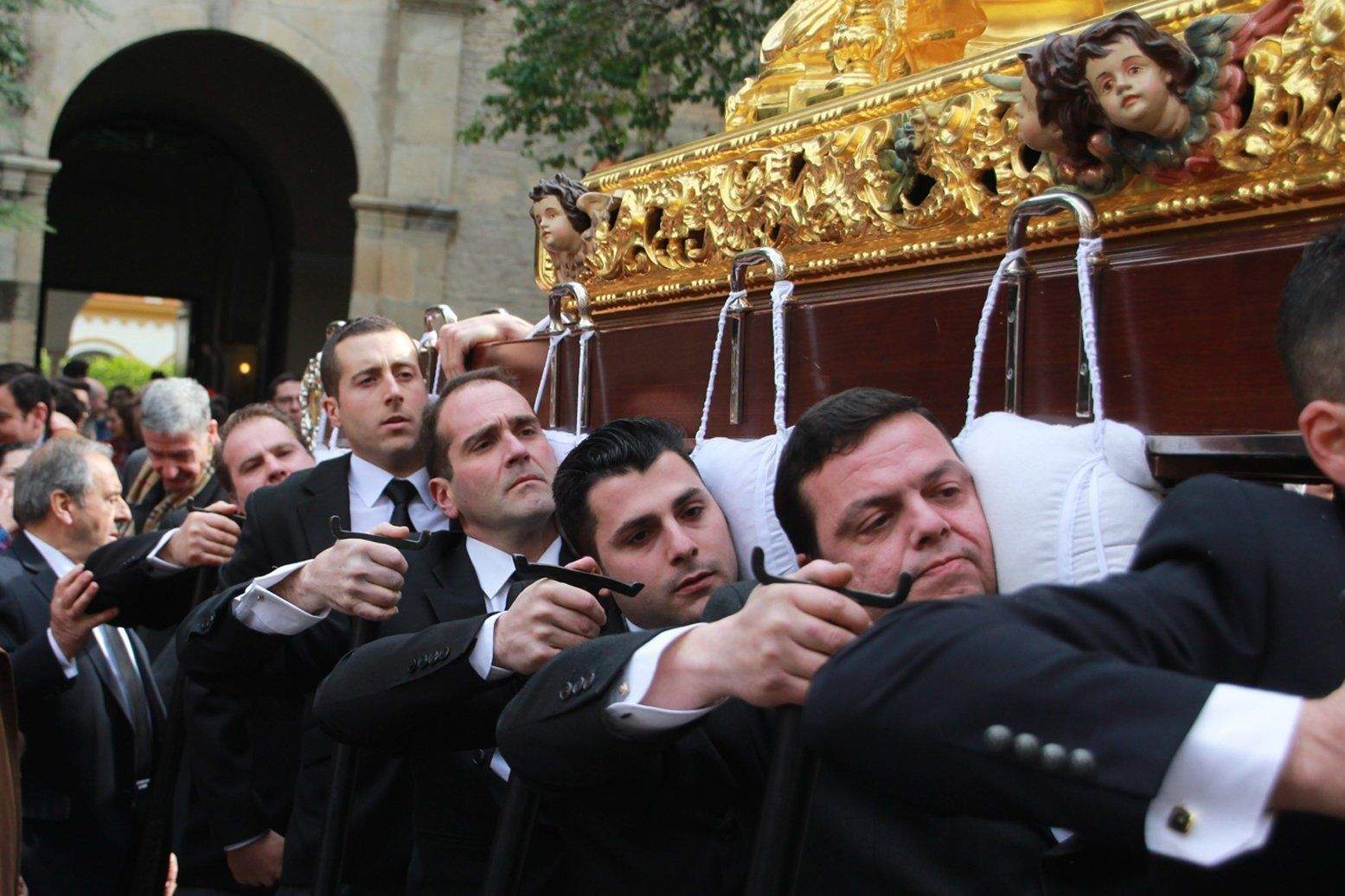 Galería: Las fotos de la procesión extraordinaria de María Stma. de la Pasión y Ánimas con motivo del XXV Aniversario de la Cofradía de Pasión