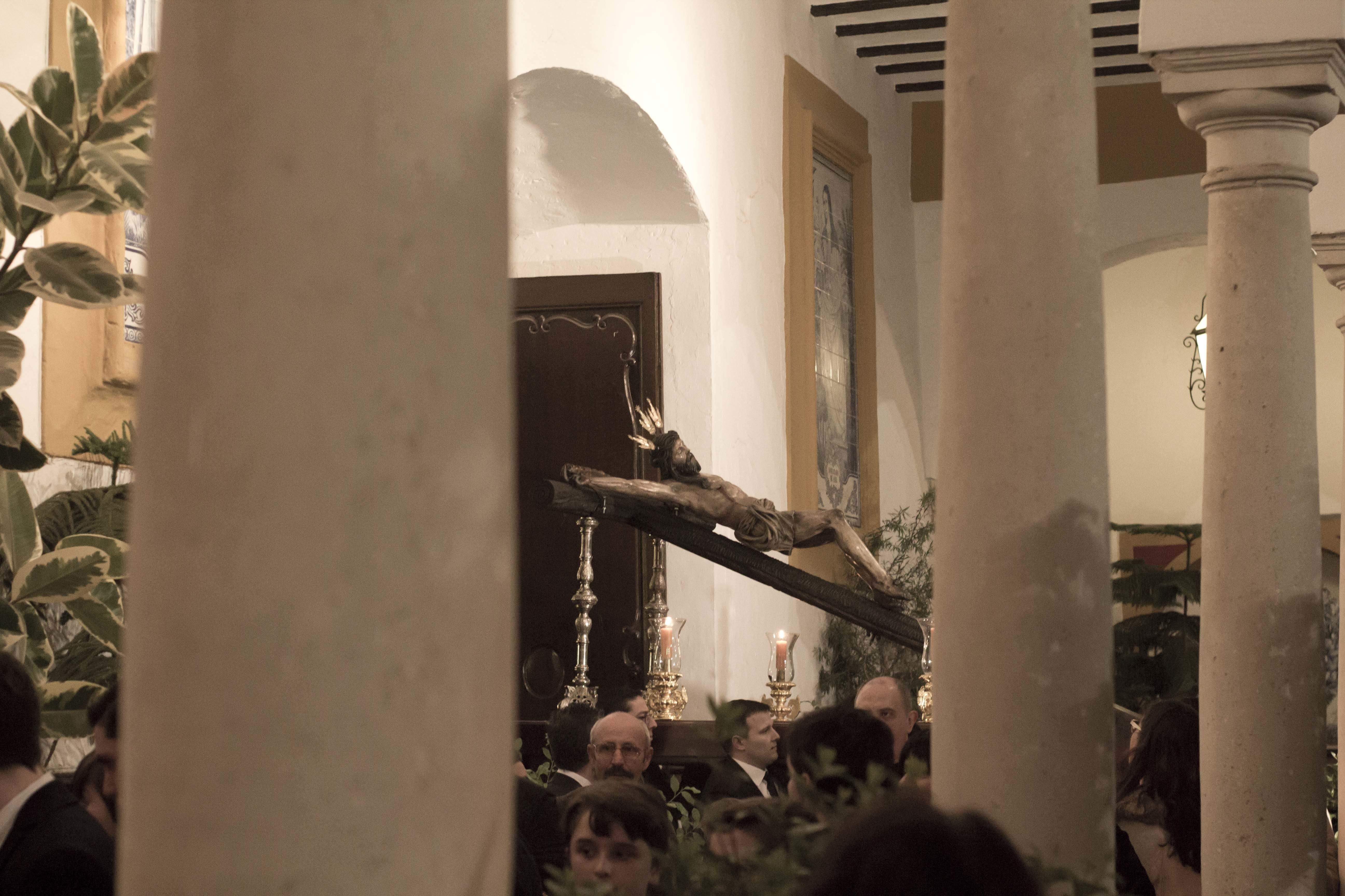 Galería: Un Vía Crucis de Pasión en el claustro del convento franciscano. Imágenes de Jesús Ruiz "Gitanito"