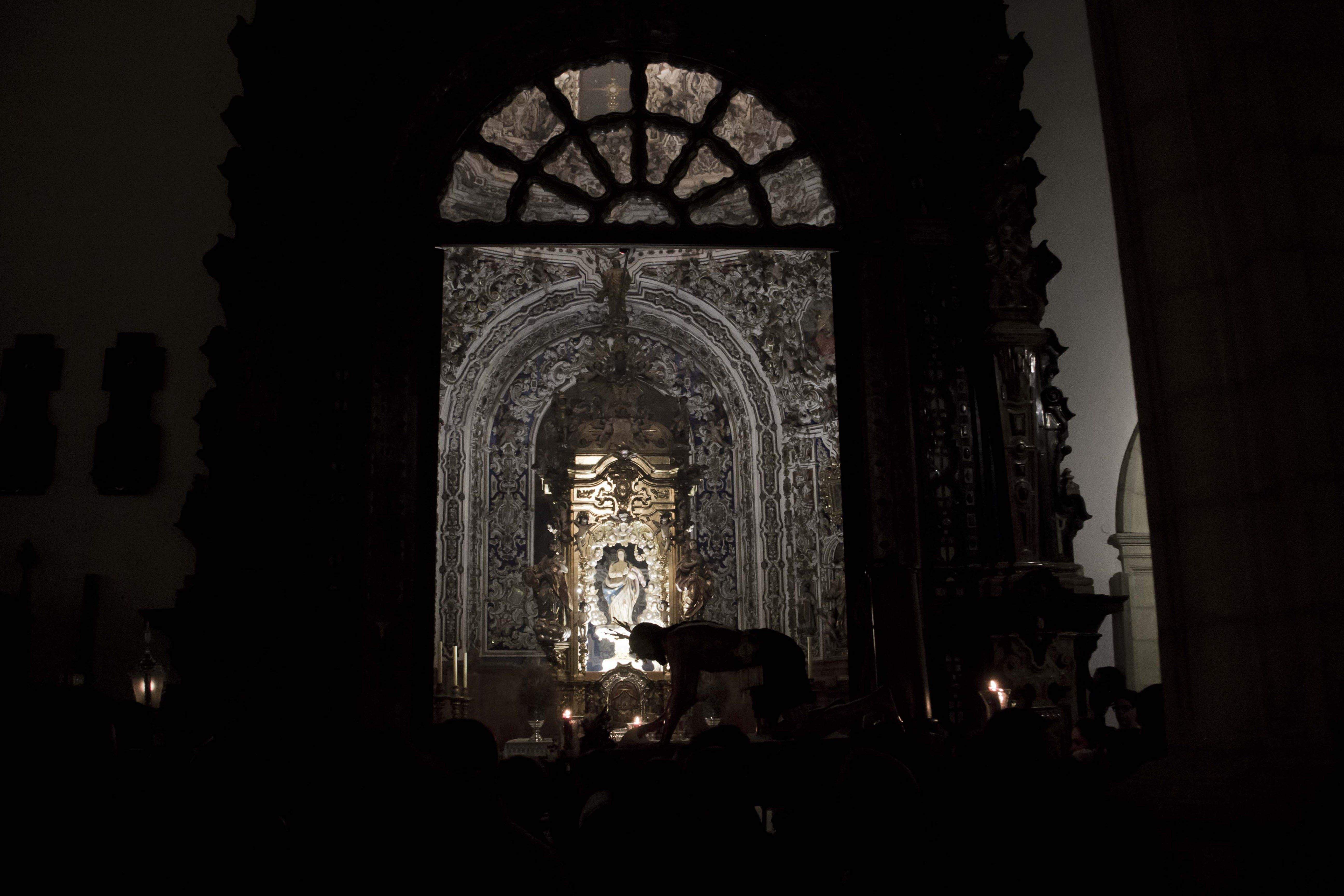 Galería: La Humillación también celebró su Vía Crucis en la intimidad del templo de San Mateo