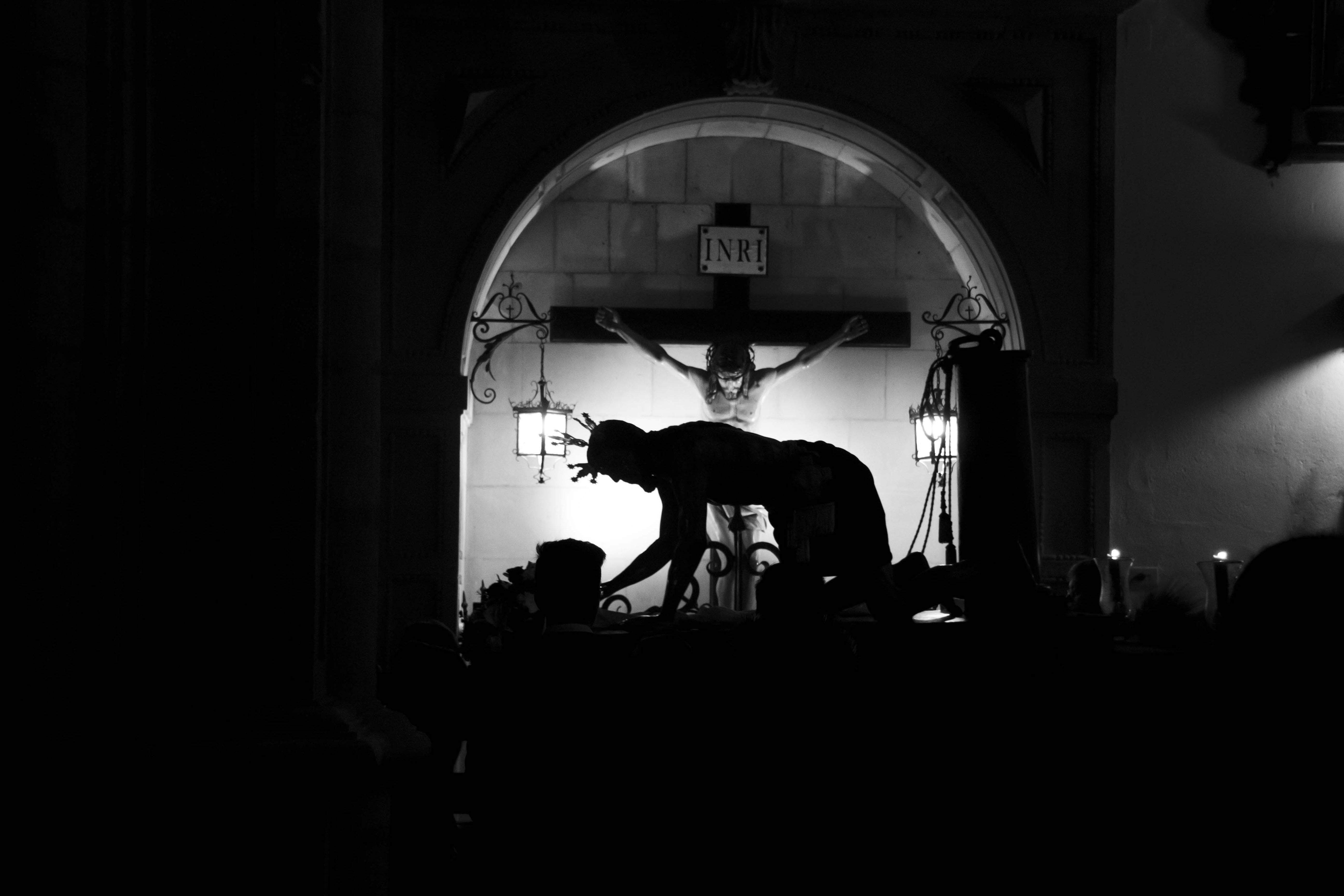Galería: La Humillación también celebró su Vía Crucis en la intimidad del templo de San Mateo Galería: La Humillación también celebró su Vía Crucis en la intimidad del templo de San Mateo