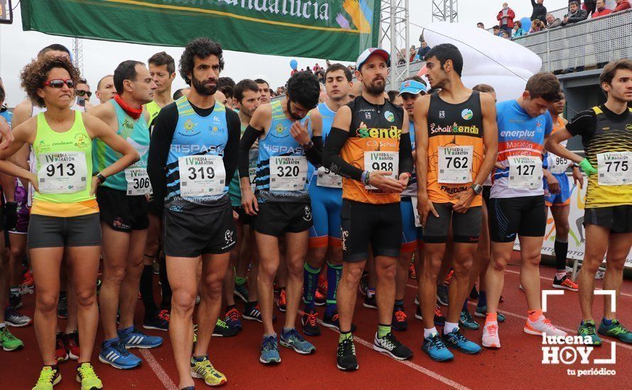 Galería: Mil y un valientes se divierten bajo la lluvia en la IV Media Maratón de Lucena