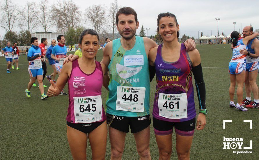 Galería: Mil y un valientes se divierten bajo la lluvia en la IV Media Maratón de Lucena