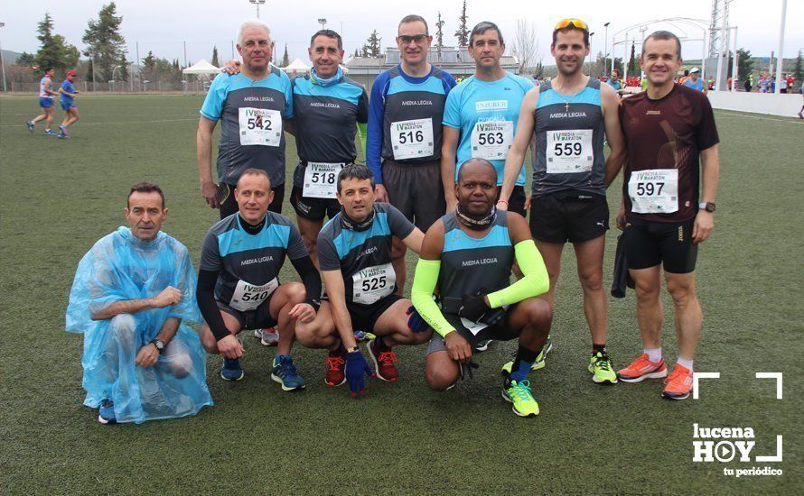 Galería: Mil y un valientes se divierten bajo la lluvia en la IV Media Maratón de Lucena