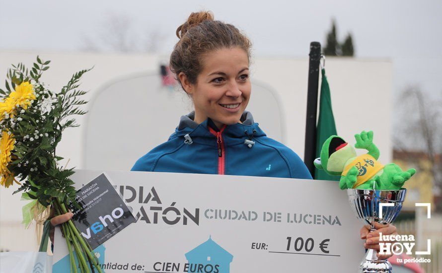 Galería: Mil y un valientes se divierten bajo la lluvia en la IV Media Maratón de Lucena