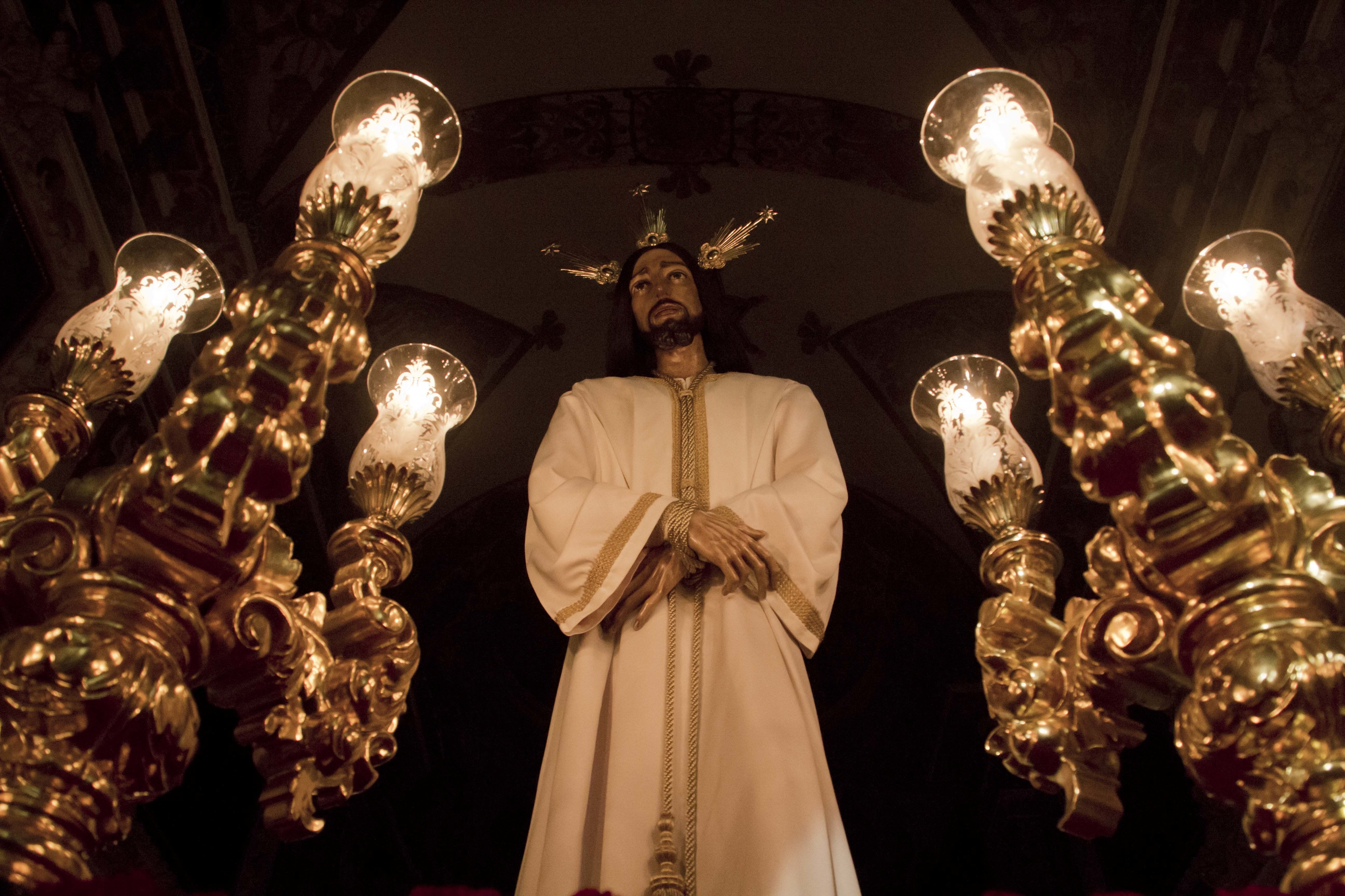 Galería: Jesús Preso recorre las calles de Lucena en solemne Vía Crucis cerrando el tercer viernes de Cuaresma Galería: Jesús Preso recorre las calles de Lucena en solemne Vía Crucis cerrando el tercer viernes de Cuaresma
