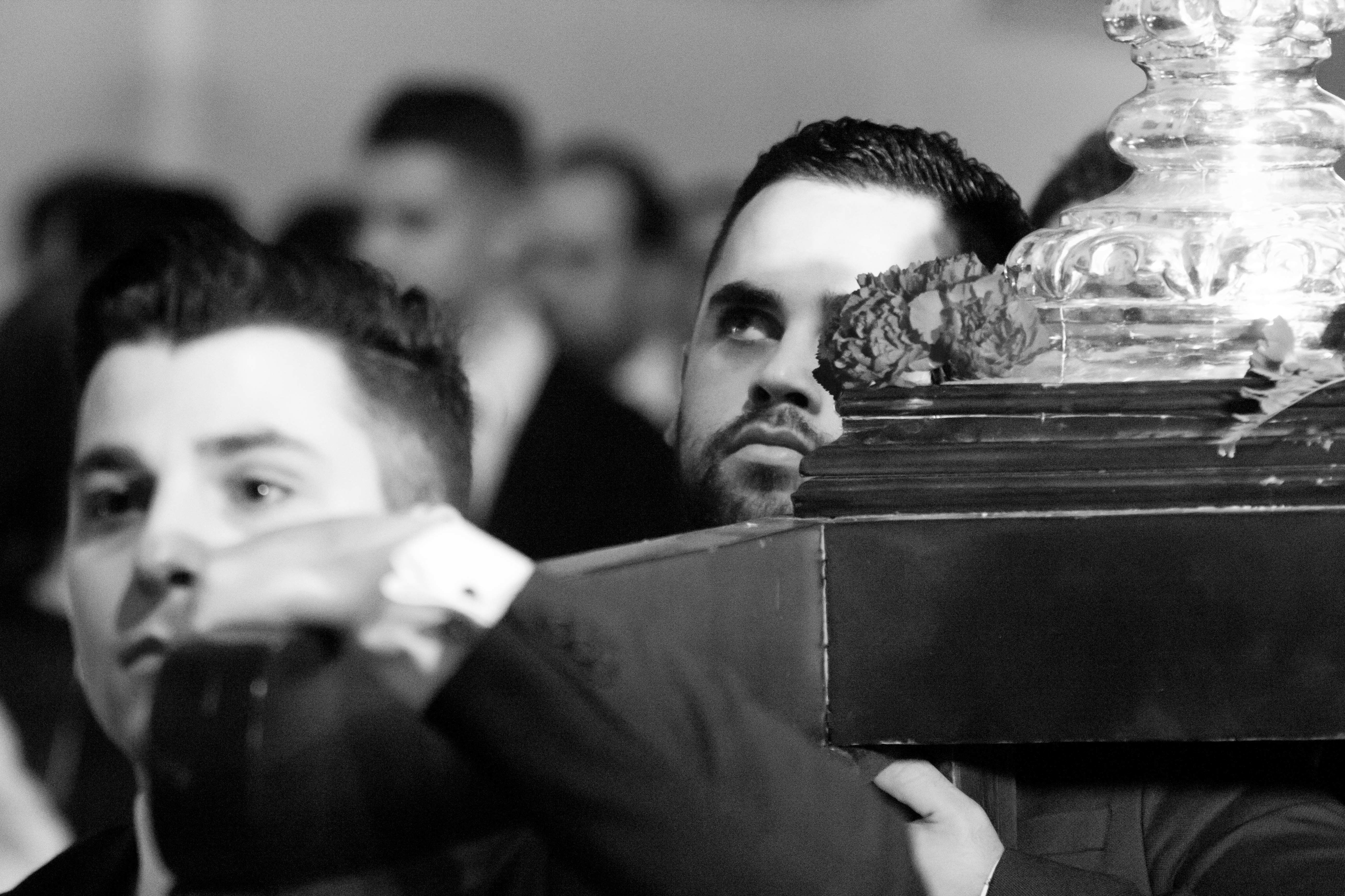 Galería: Jesús Preso recorre las calles de Lucena en solemne Vía Crucis cerrando el tercer viernes de Cuaresma