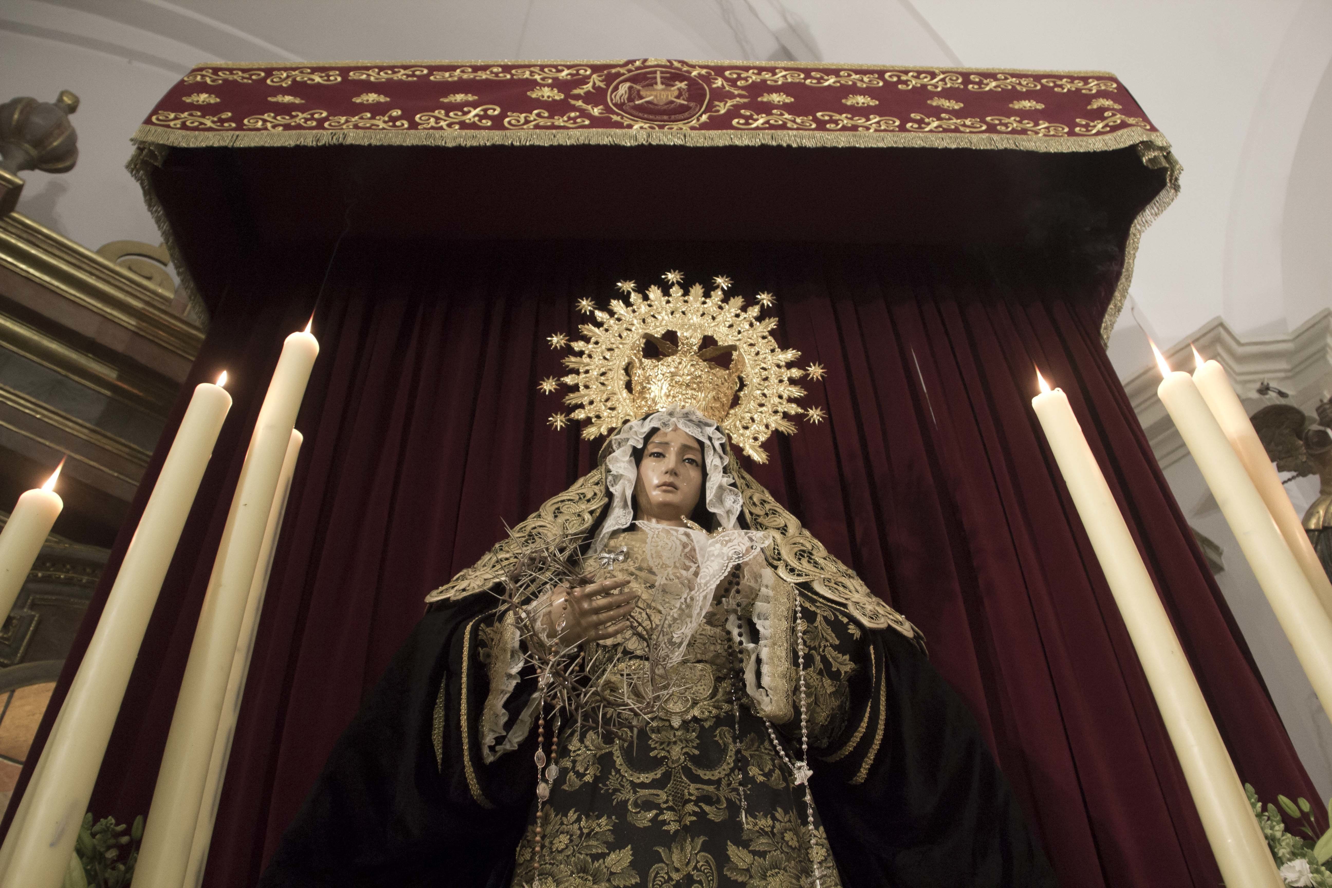 Galería: La lluvia obliga a interrumpir el Vía Crucis de Ntro. Padre Jesús del Valle