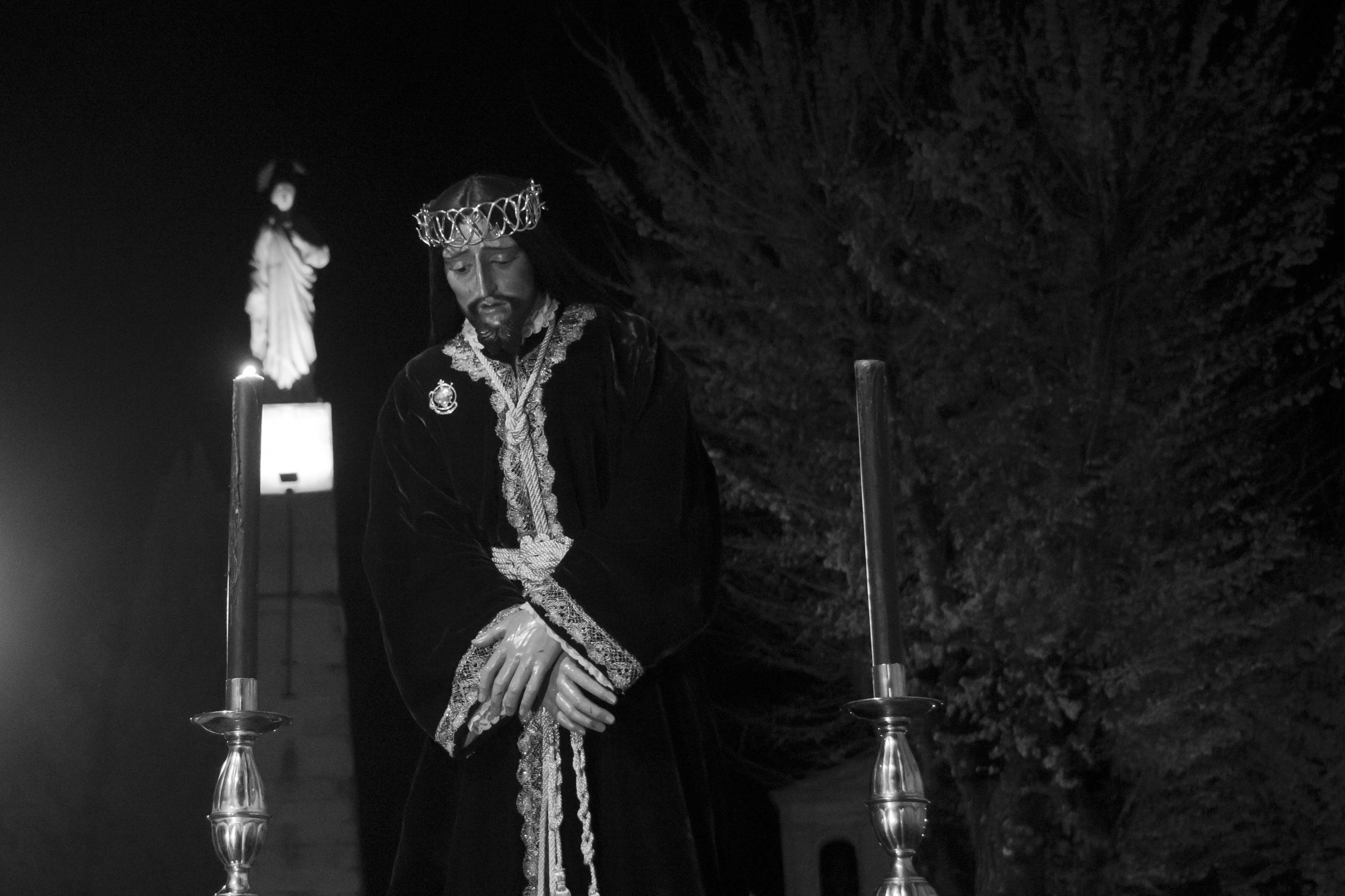 Galería: La lluvia obliga a interrumpir el Vía Crucis de Ntro. Padre Jesús del Valle