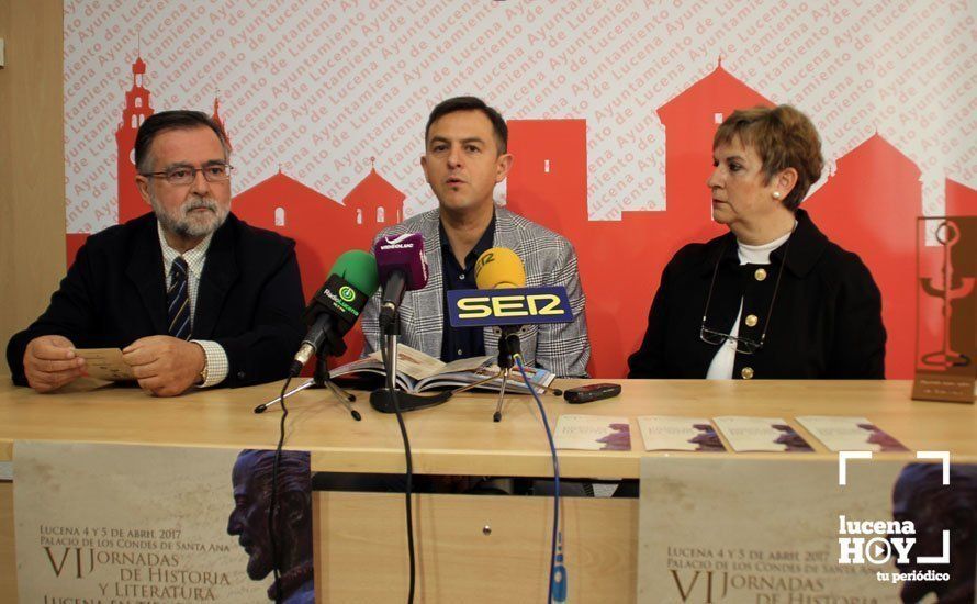  José Calvo Poyato, Manuel Lara y Carmen Romero. 