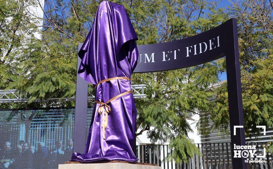 GALERÍA: Inaugurado el Monumento al Santero en el marco de un emotivo acto de exaltación a la santería y las tradiciones de Lucena GALERÍA: Inaugurado el Monumento al Santero en el marco de un emotivo acto de exaltación a la santería y las tradiciones de Lucena