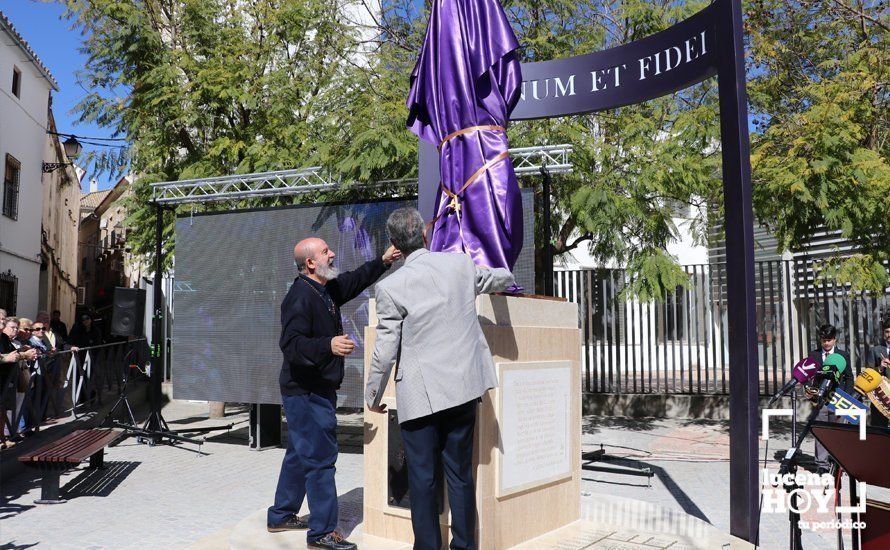 GALERÍA: Inaugurado el Monumento al Santero en el marco de un emotivo acto de exaltación a la santería y las tradiciones de Lucena