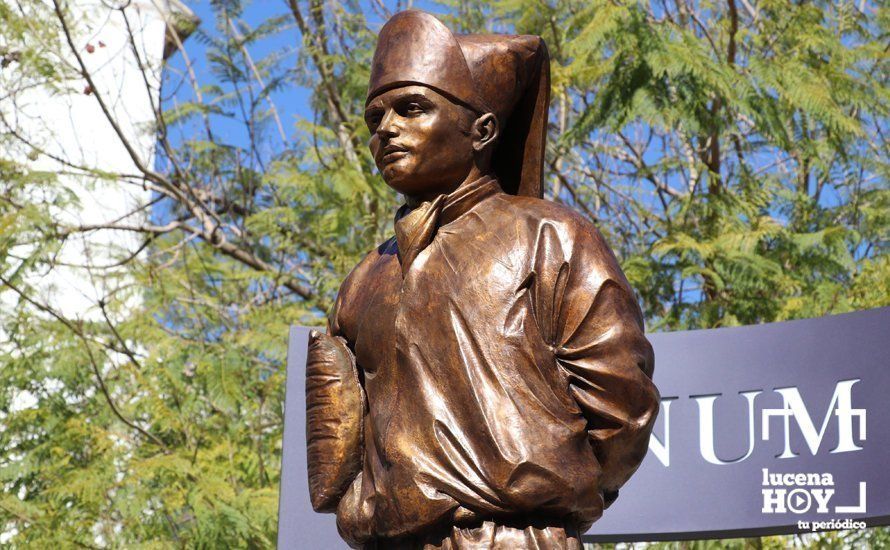 GALERÍA: Inaugurado el Monumento al Santero en el marco de un emotivo acto de exaltación a la santería y las tradiciones de Lucena